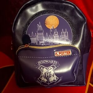 CONCEPTONE Harry Potter Hogwarts Mini Backpack NWT